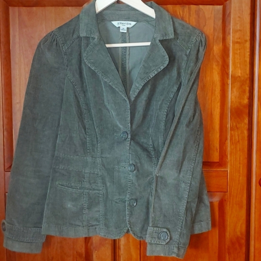 St. John's Bay Olive Green Blazer with Buttons PS- gently used
